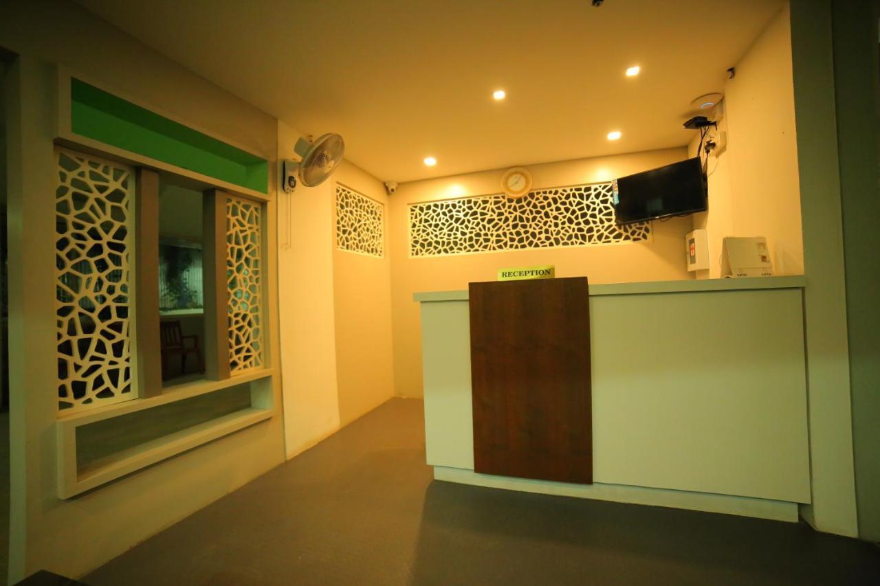 Hotel Falcon Thiruvananthapuram Exterior photo